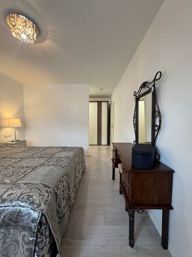 Moderno appartamento di design di 4 locali con la massima efficienza energetica – Foto 17