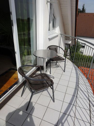 Herrlich geschnittene 2 Zimmerwohnung mit 2 Balkonen – Balkon