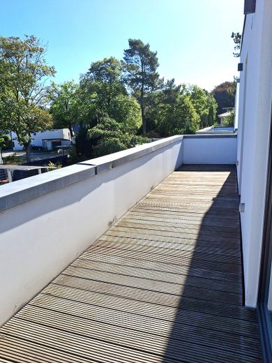 Exklusives Penthouse in Hamburg-Boberg, eigene Erdwärme, kein Hausgeld – Terrasse zum Norden