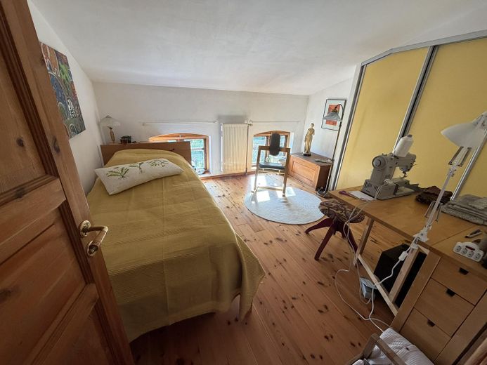खुले नज़ारों के साथ जीवन – Schlafzimmer OG