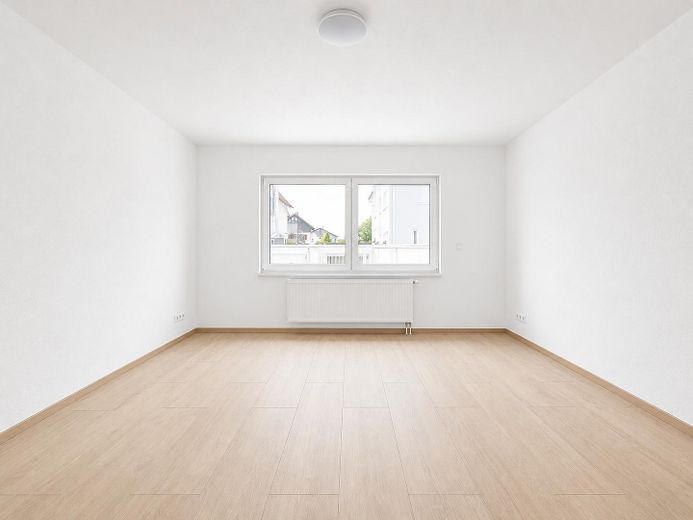 Provisionsfrei: Kernsaniertes Mehrgenerationenhaus mit 649 m² Grundstück & Erweiterungspotenzial – Foto 3