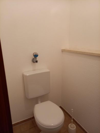 separate Toilette