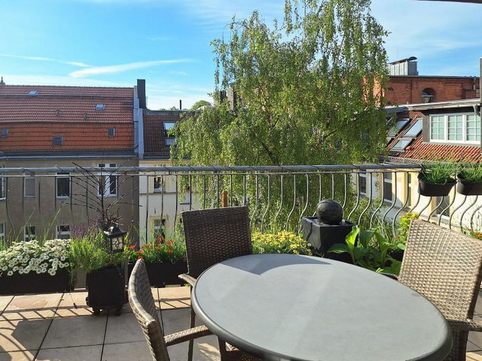 105m² klimatisierte Dachgeschosswohnung in Berlin-Friedenau – Terrasse - Balkon 1