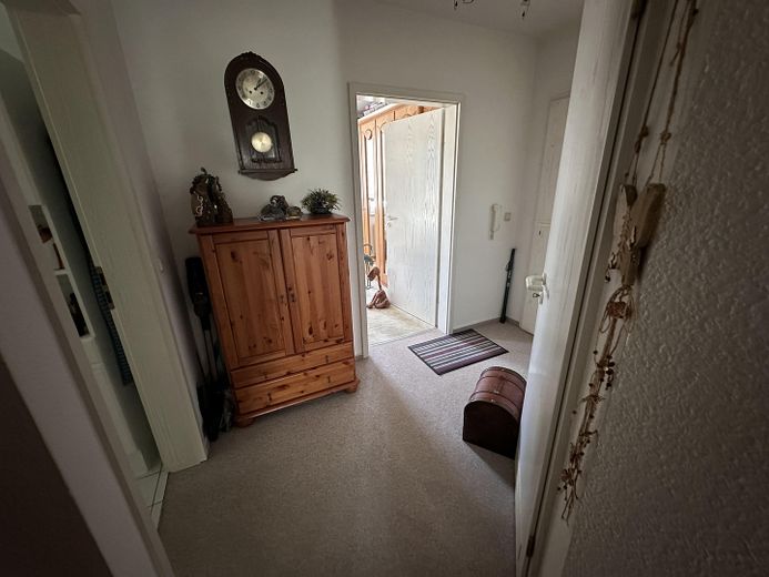 Zwei-Raum-Wohnung im Grünen/citynah  (ohne Provision, inkl. Kfz-Stellplatz) – Foto 4