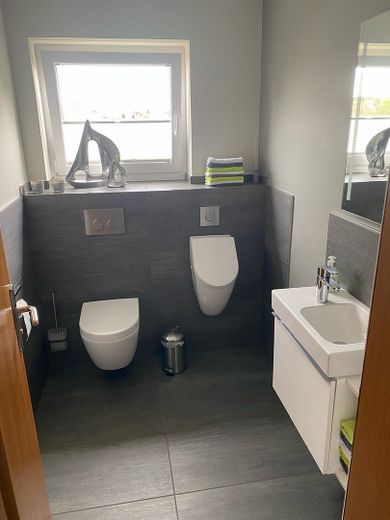 Gäste WC OG