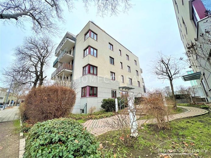 24151 HomeCompany Dresda Appartamento arredato di 1,5 locali con balcone a Dresda-Löbtau max. 2 persone – a3b566346ed79fb13d7e775013fa010159e46d86.jpg