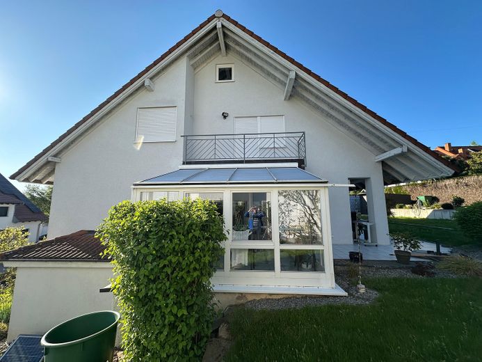 Gepflegtes Zweifamilienhaus in ruhiger Wohnlage in Karlsruhe Palmbach – Aussenansicht