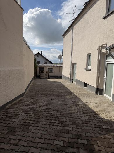 renoviertes Haus 4 Zimmer Küche Bad mit Hof und Garage Worms Abenheim – Foto 8