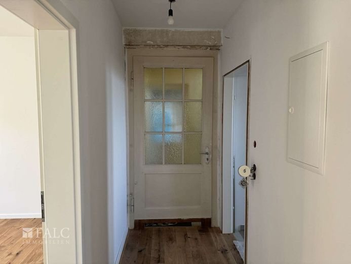 Gemütliche Wohnung in Wuppertal – Eingang