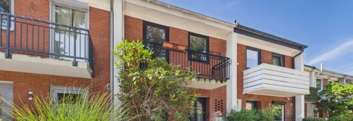 Lilienthal | Casa a schiera centrale con giardino e grande potenziale di personalizzazione