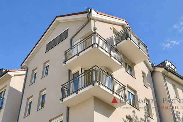 Zonnig 2-kamerappartement met inbouwkeuken en uitzicht op de Neckar
