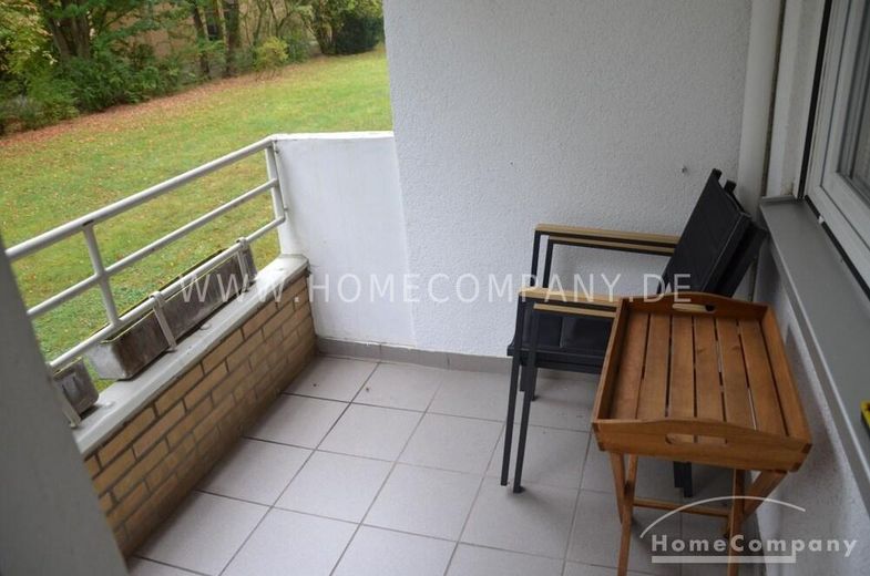 Moderne, schöne 2 Zi.Whg., möbliert, mit Balkon und PKW Stellplatz in ruhiger Lage. – 10cf3fc2b78b9c27615251eecab3c432e9628f64.jpg