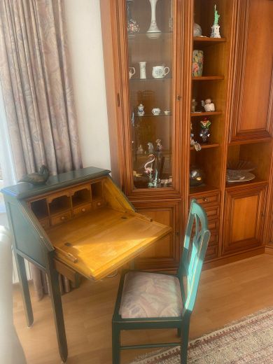 Wohnzimmer, Sekretär