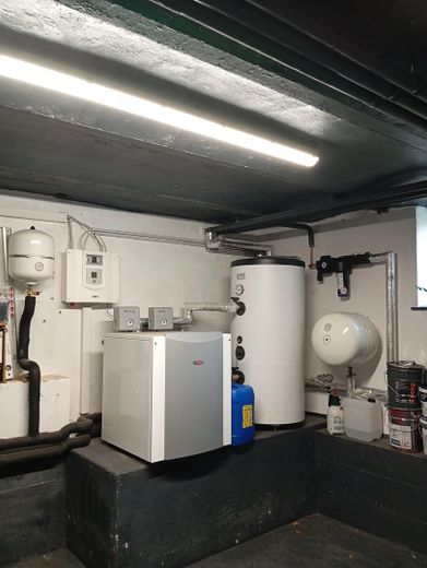 Keller Erdwärmepumpe