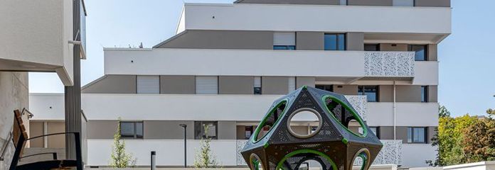 Exclusive terrace apartment | Kitchen-living room | Guest WC | Smart home | PV system & heat pump | Elevator | Underground parking