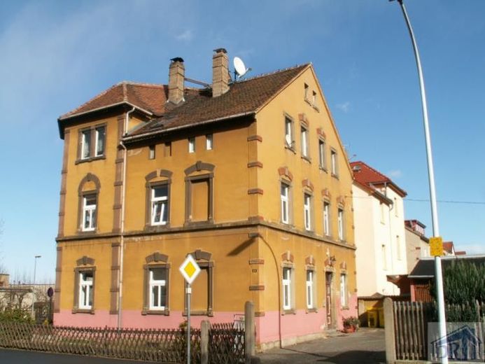 Teilsaniert und 2/3 vermietet – Foto 1