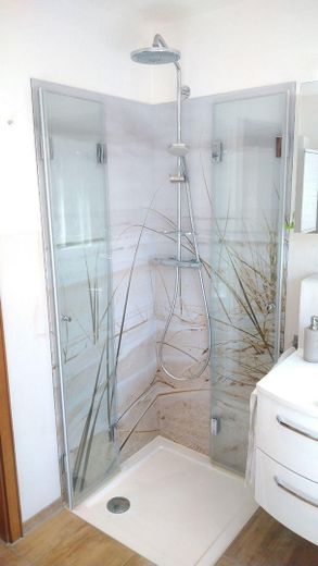 Dusche Erdgeschoss
