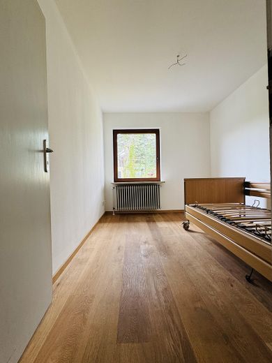 Freistehendes EFH mit Anliegerapartment auf 980 m2 Grund, Schleswig_Neustadt – Schlafzimmer EG