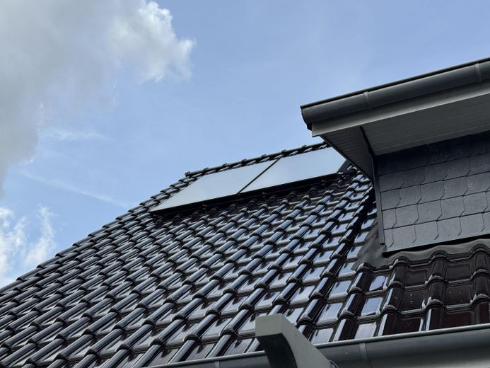 Modernes Einfamilienhaus mit hochwertiger Ausstattung und Smart-Home-System in Groß Wesenberg – Solarkollektor