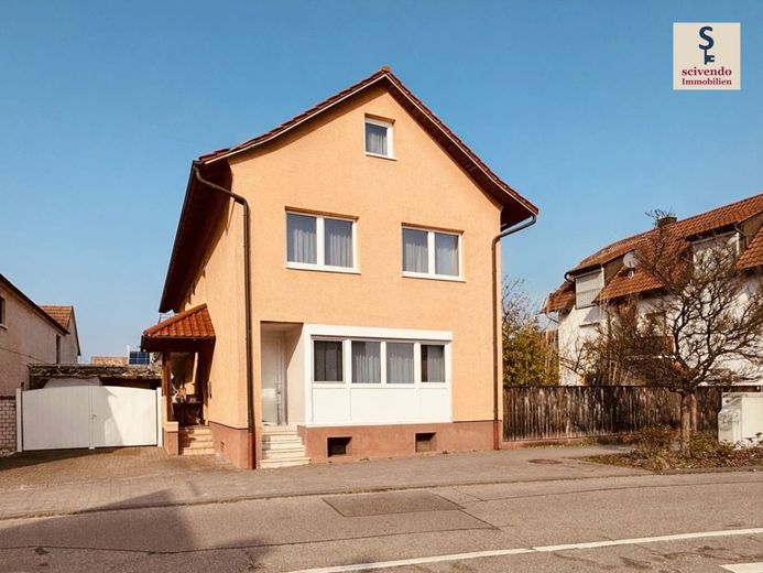 Großes Haus mit Garten: 1-3 Einheiten möglich – Haus außen