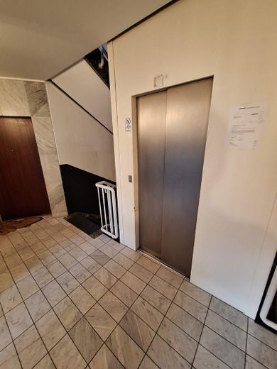 Attraktive Eigentumswohnung in absoluter Citylage – nur wenige Schritte vom Adenauerplatz entfernt – Foto 12