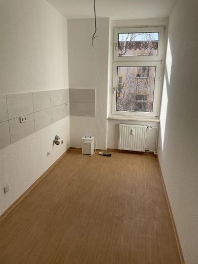 Provisionsfrei: Helle und ruhige 3-Zimmer-Wohnung in Stadtfeld-Ost – Küche