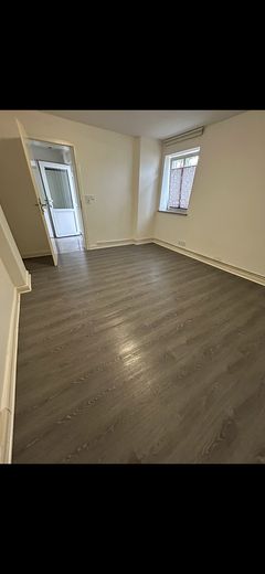 2-Zimmer-Souterrainwohnung mit spektakulärem Blick – Foto 10
