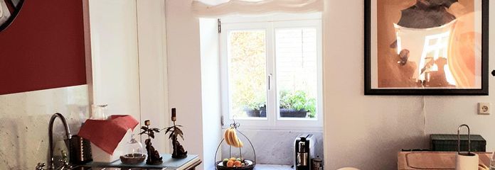 Küche mit Speisekammer