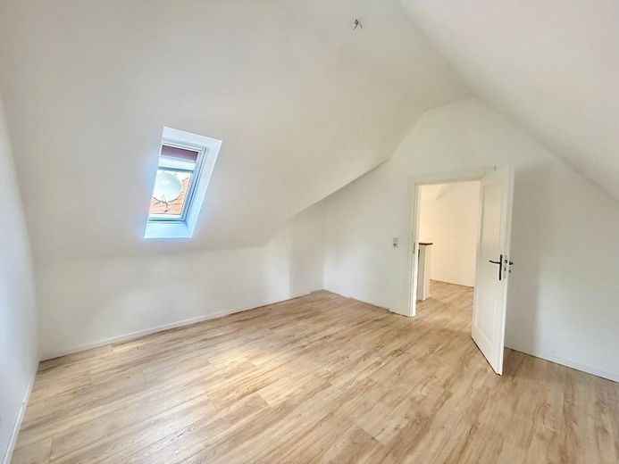 PROVISIONSFREI * HISTORISCHER CHARME & NEUBAUKOMFORT * A+ EFFIZIENZ * BAUERNHAUS AUF HOFANLAGE – Das perfekte Kinderzimmer