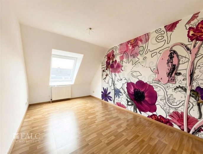 Licht, Raum und Galerie: Stilvolle Maisonette-Wohnung mit Westbalkon! – Kinderzimmer II