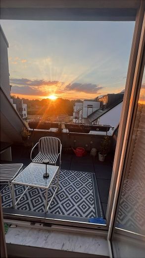3 Zimmer Wohnung mit Balkon in Niederkassel – Balkon