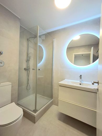 Erstbezug – Renoviertes Apartment mit Terrasse, zentral in Echterdingen – Foto 5