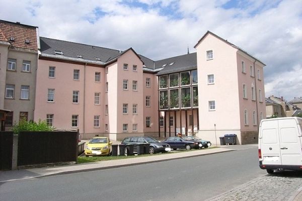 geräumige helle 2-Raum-Wohnung zu verkaufen
