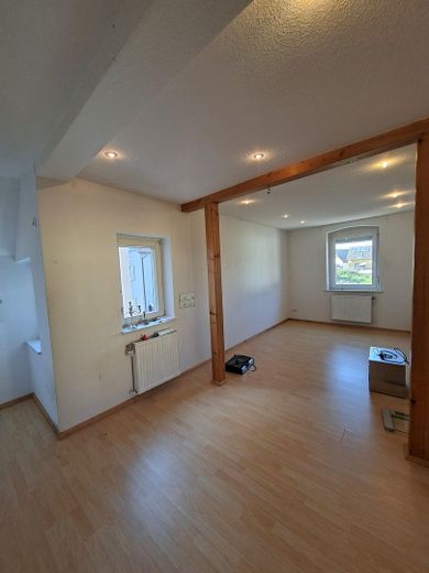 Großzügiges Einfamilienhaus in zentraler Lage in Herbolzheim – Schlafzimmer1 OG