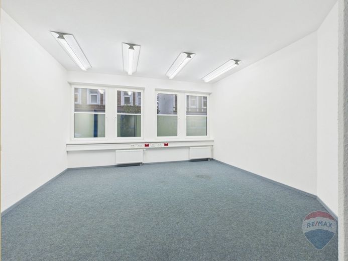 Provisionsfrei für Mieter! -Moderne Bürofläche- hell und barrierefrei – Büro 3
