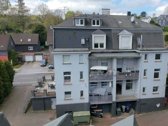 Wohninvestment mit Entwicklungschancen und laufenden Mieteinnahmen – Foto 1