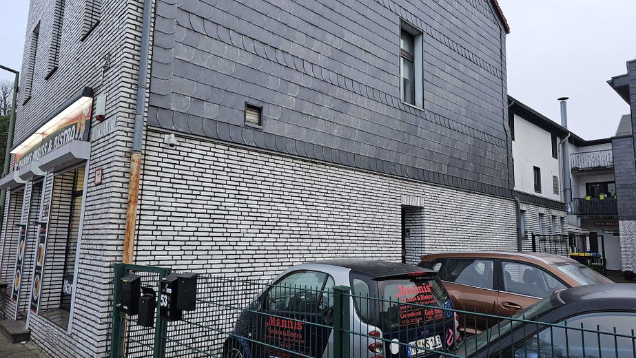 Seitenans. Haus A / Anbau 