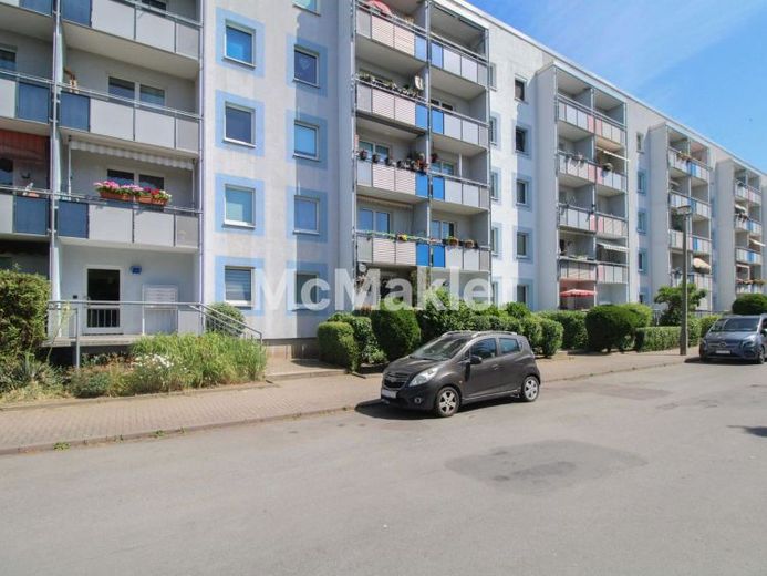 Berzugsfrei - drei Zimmer Wohnung mit Balkon am Stadtblick Magdeburgs – फोटो 1