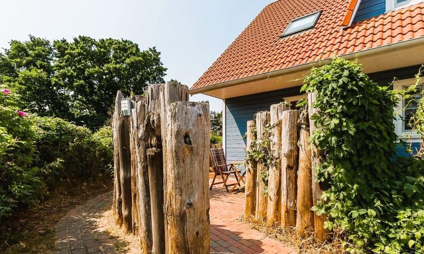 WE 2 Terrasse Zugang v. Hof