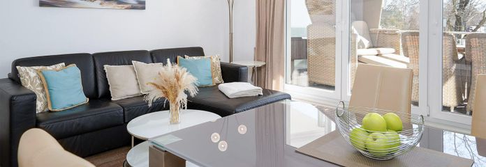 Wohnzimmer mit Terrasse