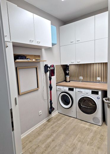 Barrier-free 2-room apartment with service living, elevator & balcony – new build 2024, A+, commission-free – Photo 9