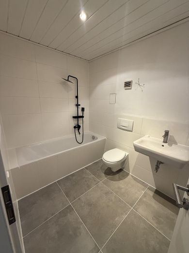 2,5-Raum-Wohnung in Kahla - saniert (am Markt) – Foto 3