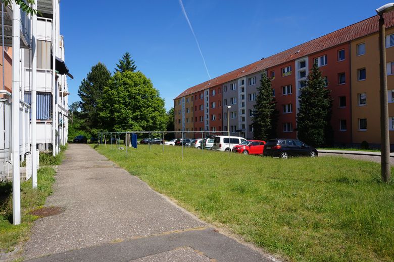 TOP Kapitalanlage mit 8,2% Mietrendite – Hofansicht
