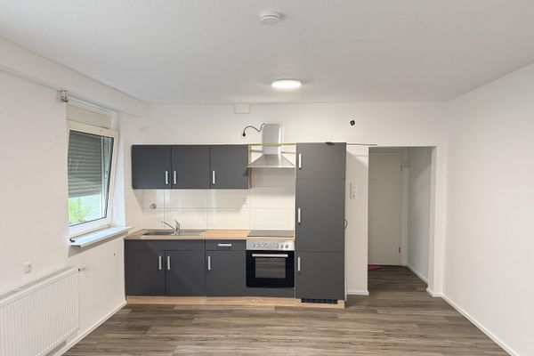 Bochum’un popüler şehir merkezinde yenilenmiş 1 odalı daire