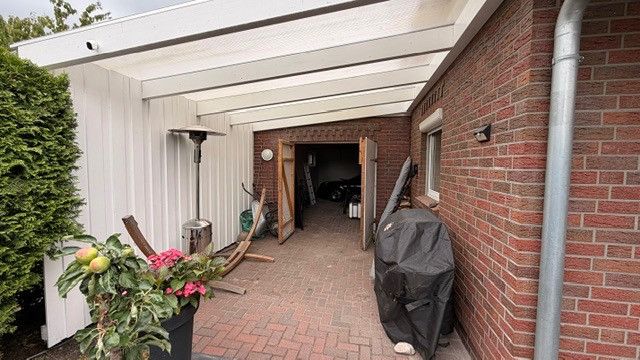 Einziehen & wohlfühlen: Modernisiertes Einfamilienhaus mit Wintergarten in Varel-Büppel – Foto 12