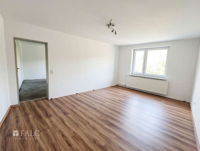 Provisionsfreie Doppelhaushälfte mit Garten u. Garage – Schlafzimmer Eltern
