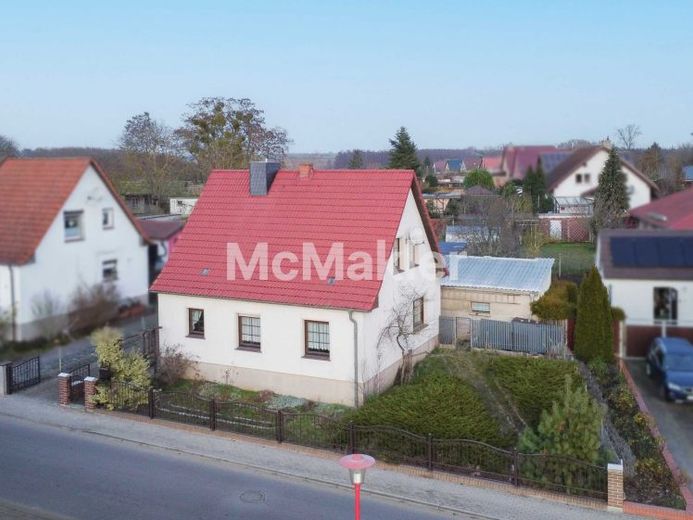 Kompaktes Wohnen: Massives EFH mit Garten und Nebengebäude in Gartz (Oder) – फोटो 1