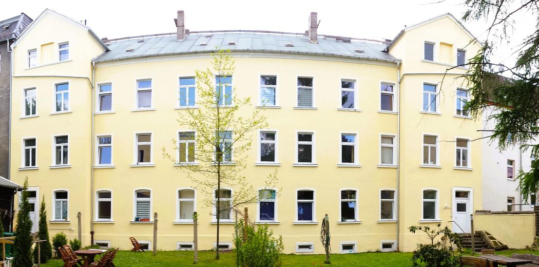 Kapitalanlage mit Substanz: 4 WE, voll vermietet (Eigenheim und Renditeobjekt) – Ansicht Hof