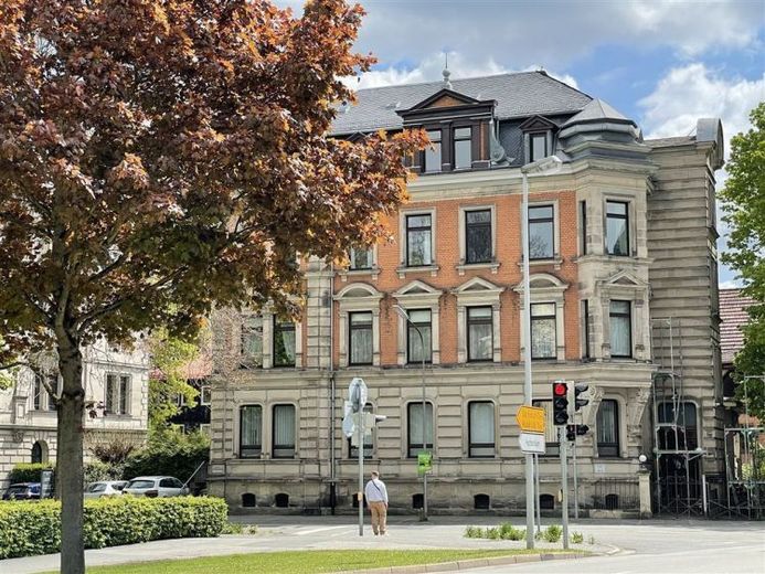CO-CITY ** 6 Zi in Altbau-Stadthaus ** ca. 170 m² ** 2. OG ab sofort ** gerne Studenten ** – फोटो 1