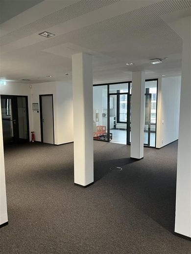 2 OG_ Eingangsbereich_Küche